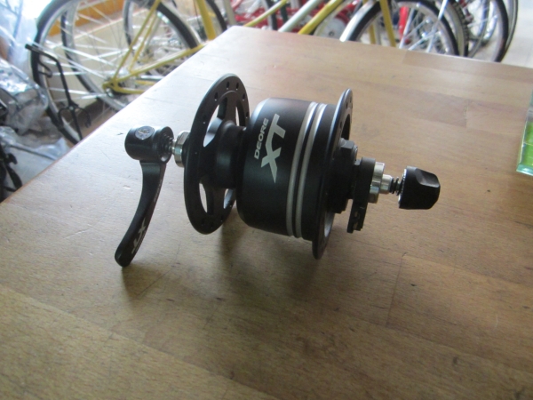 Shimano Deore XT Nabendynymo DH-T780